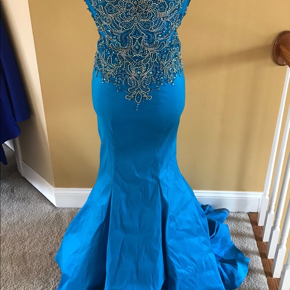 Electric blue Mac Duggal size 2 trumpet gown - Picture 3 of 4